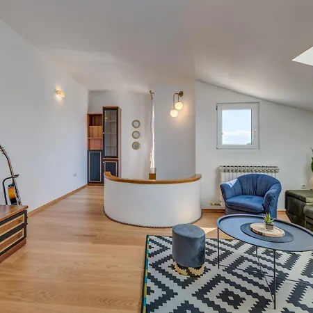 Opera Apartmán *